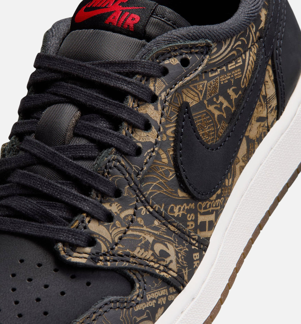 Air Jordan 1 Retro Low OG Laser Black And Varsity Red Grade School 生活方式鞋 - Black/Varsity Red/Summit White