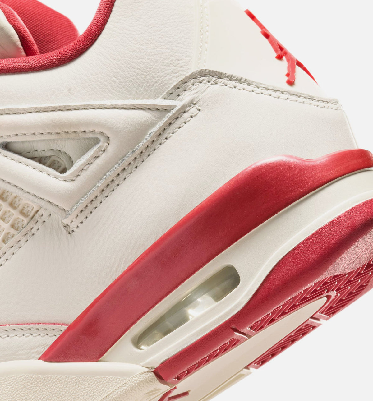 Air Jordan 4 Retro Valentines Day 女款生活方式鞋 - Pale Ivory/Sierra Red/Tough Red