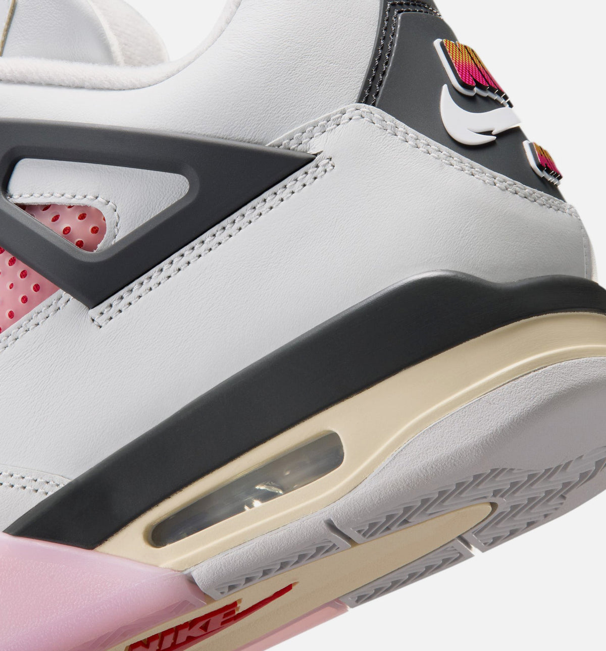 Air Jordan 4 Retro Comic 男款生活方式鞋 - Off White/Fire Pink/Anthracite