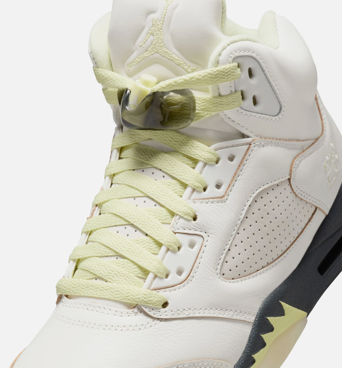 Air Jordan 5 Retro Women's Lifestyle Shoes - Sail/Luminous Green/Anthracite