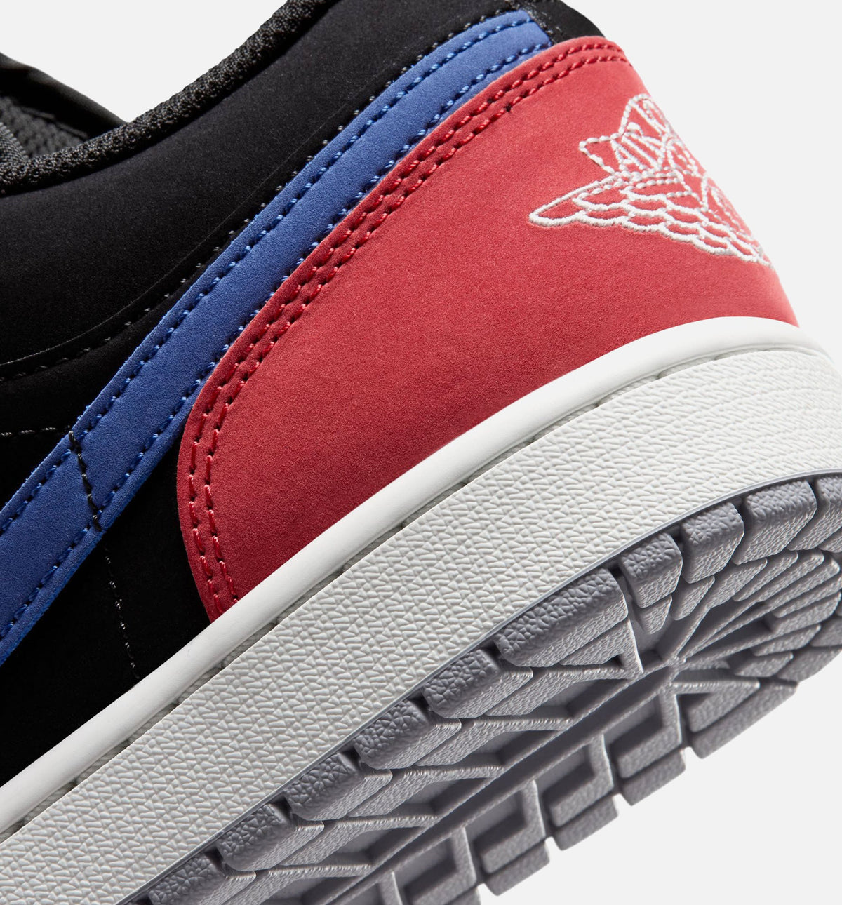 Air Jordan 1 Low 男款生活方式鞋 - Black/Summit White/True Blue/Varsity Red