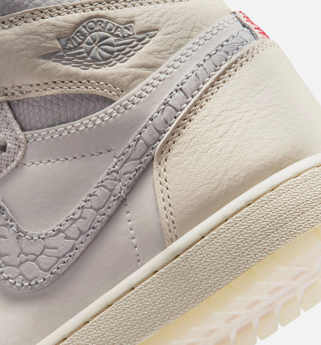 Air Jordan 1 Retro High OG Sail Grade School 生活方式鞋 - Sail/University Red/Pale Ivory/Coconut Milk