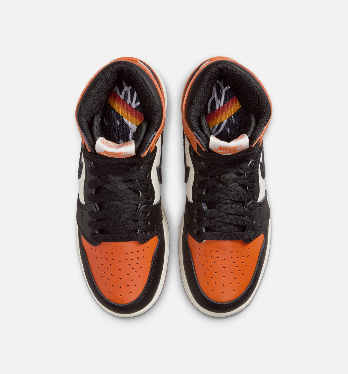 Air Jordan 1 Retro High OG Shattered Backboard Grade School 生活方式鞋 - Black/Sail/Starfish
