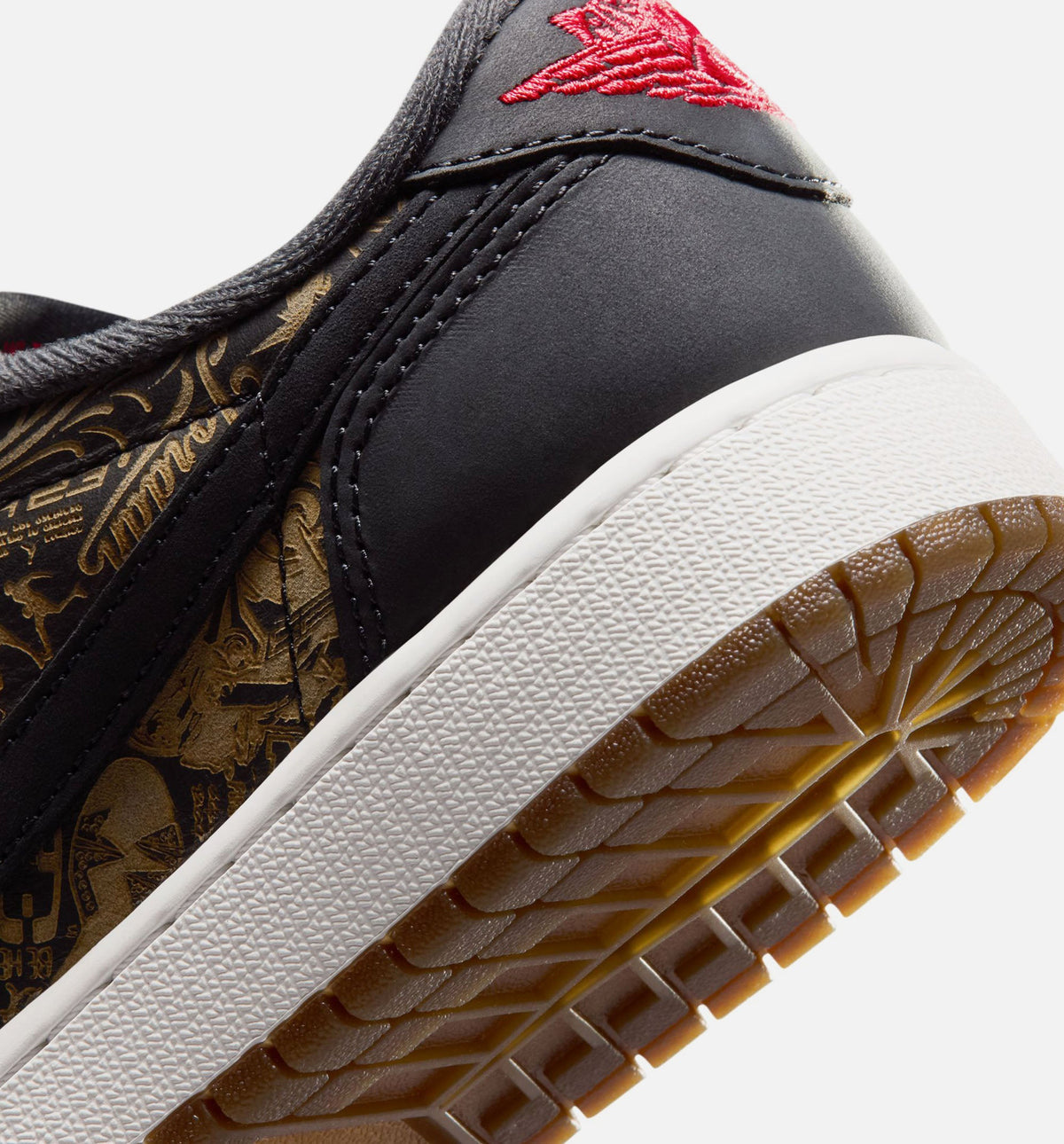 Air Jordan 1 Retro Low OG Laser Black And Varsity Red Grade School 生活方式鞋 - Black/Varsity Red/Summit White