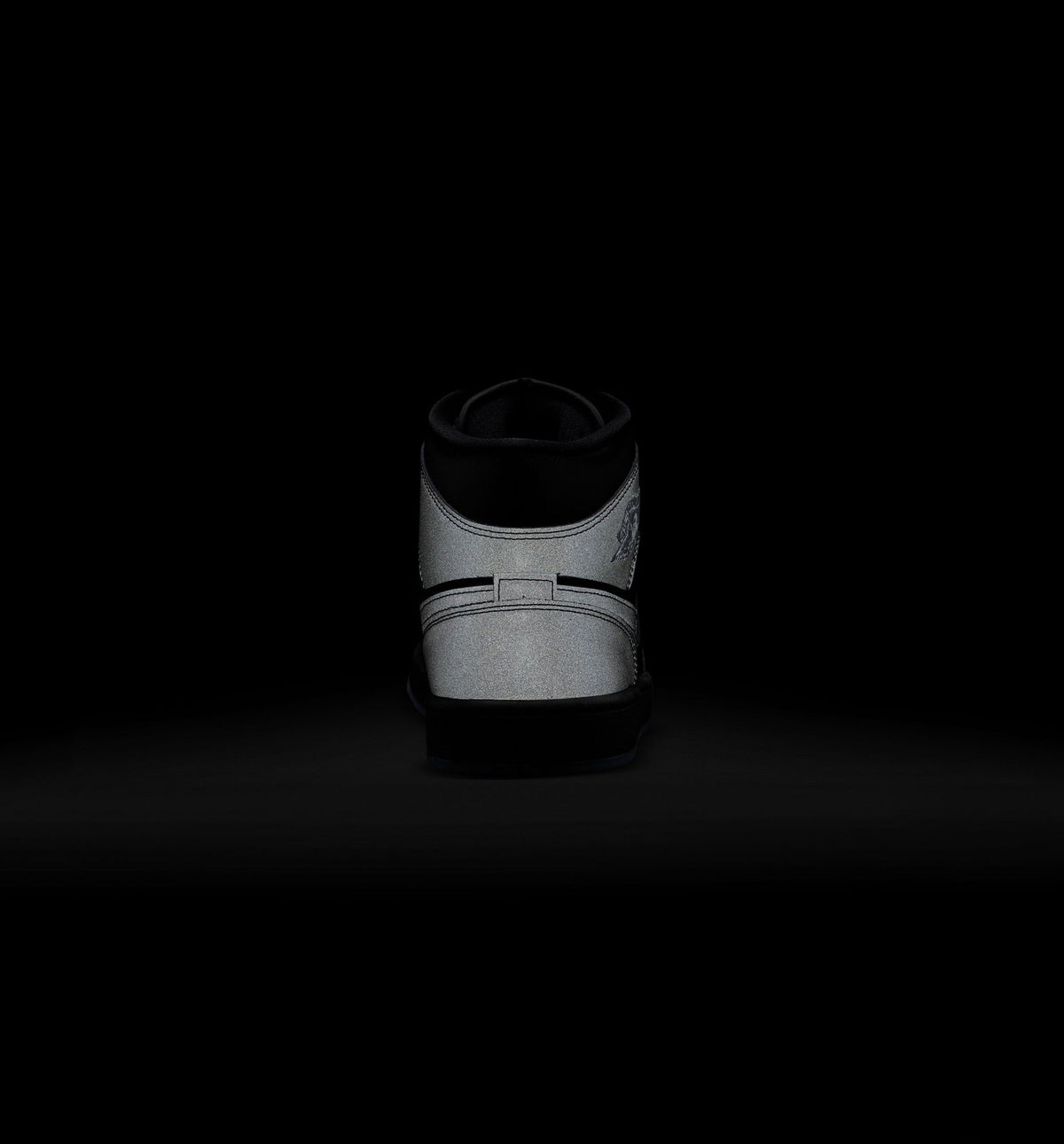 Air Jordan 1 Mid SE 男款生活方式鞋 - Black/Grey