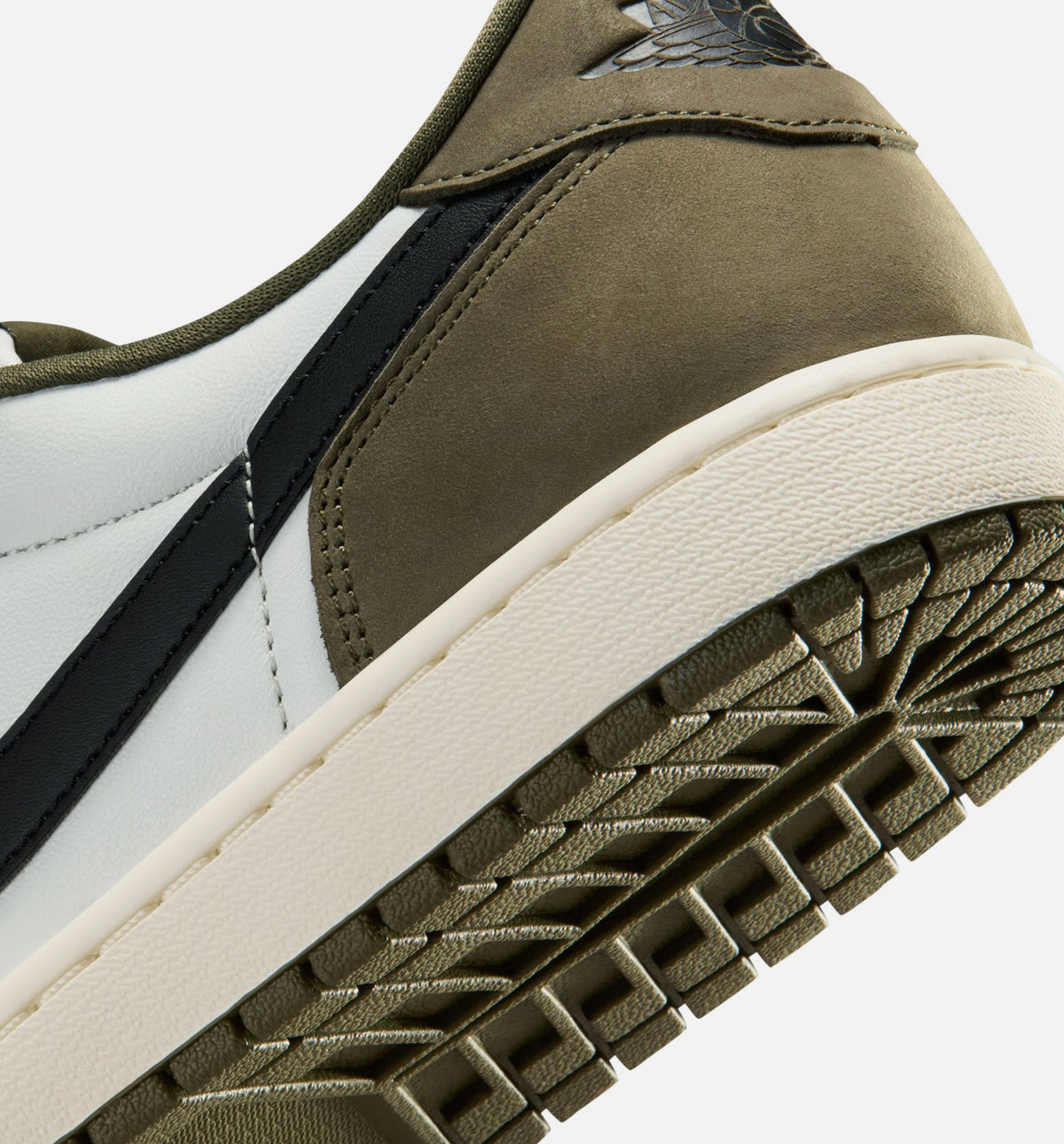 Air Jordan 1 Low OG 男款生活方式鞋 - Medium Olive/Black/Summit White/Sail