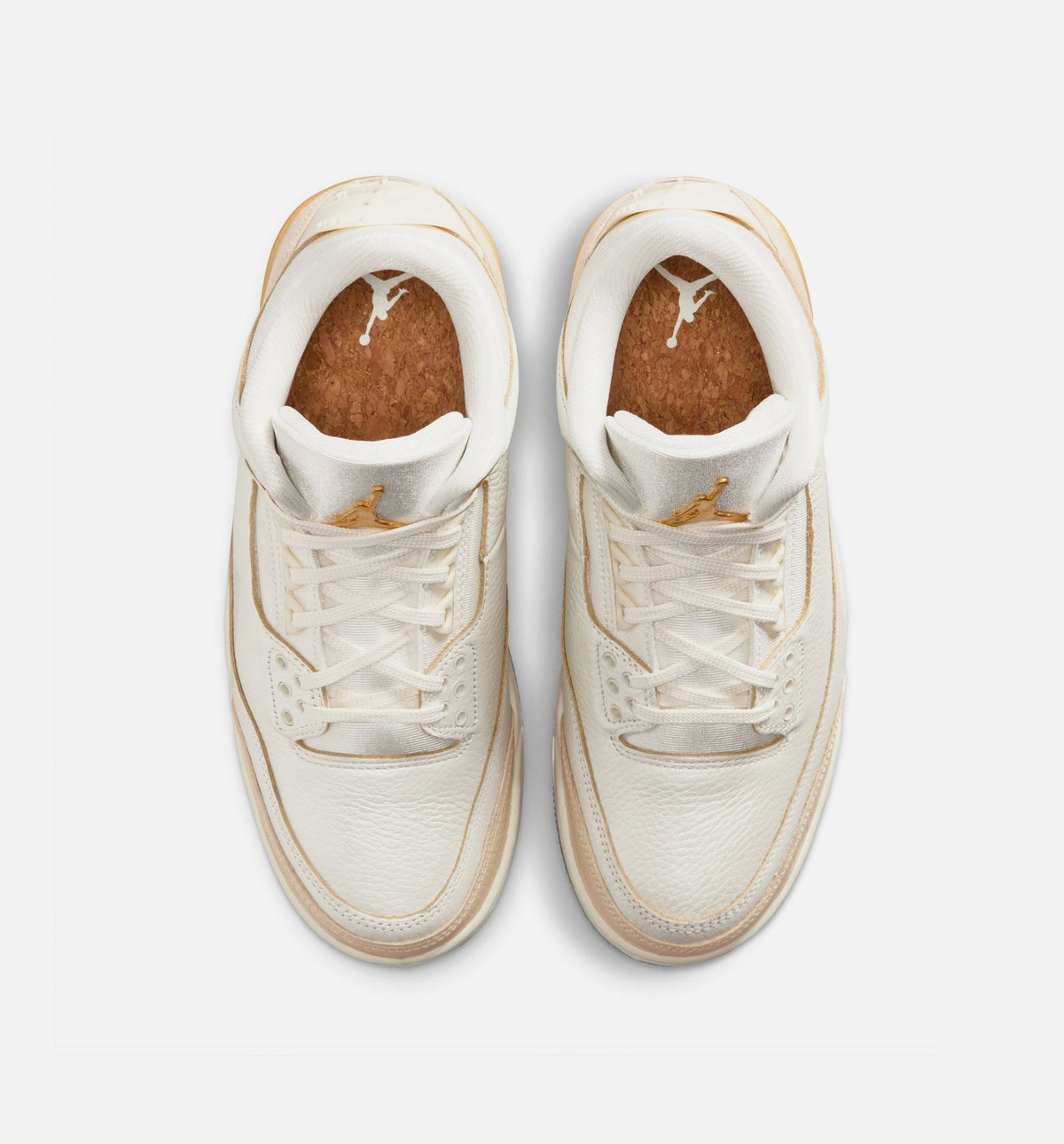Air Jordan 3 Retro Women's Lifestyle Shoes - Sail/Team Gold/Pale Ivory/Metallic Gold/Ice