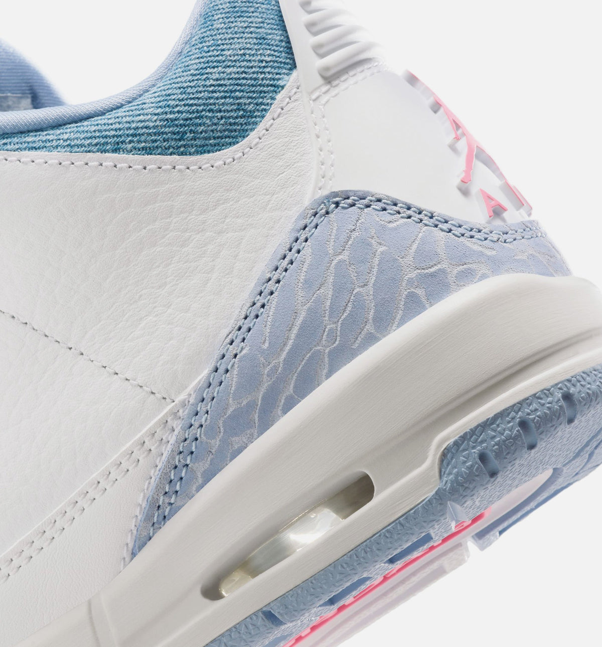 Air Jordan 3 Retro Cobalt Bliss Grade School 生活方式鞋 - White/Cobalt Bliss/Football Grey/Pink Glow