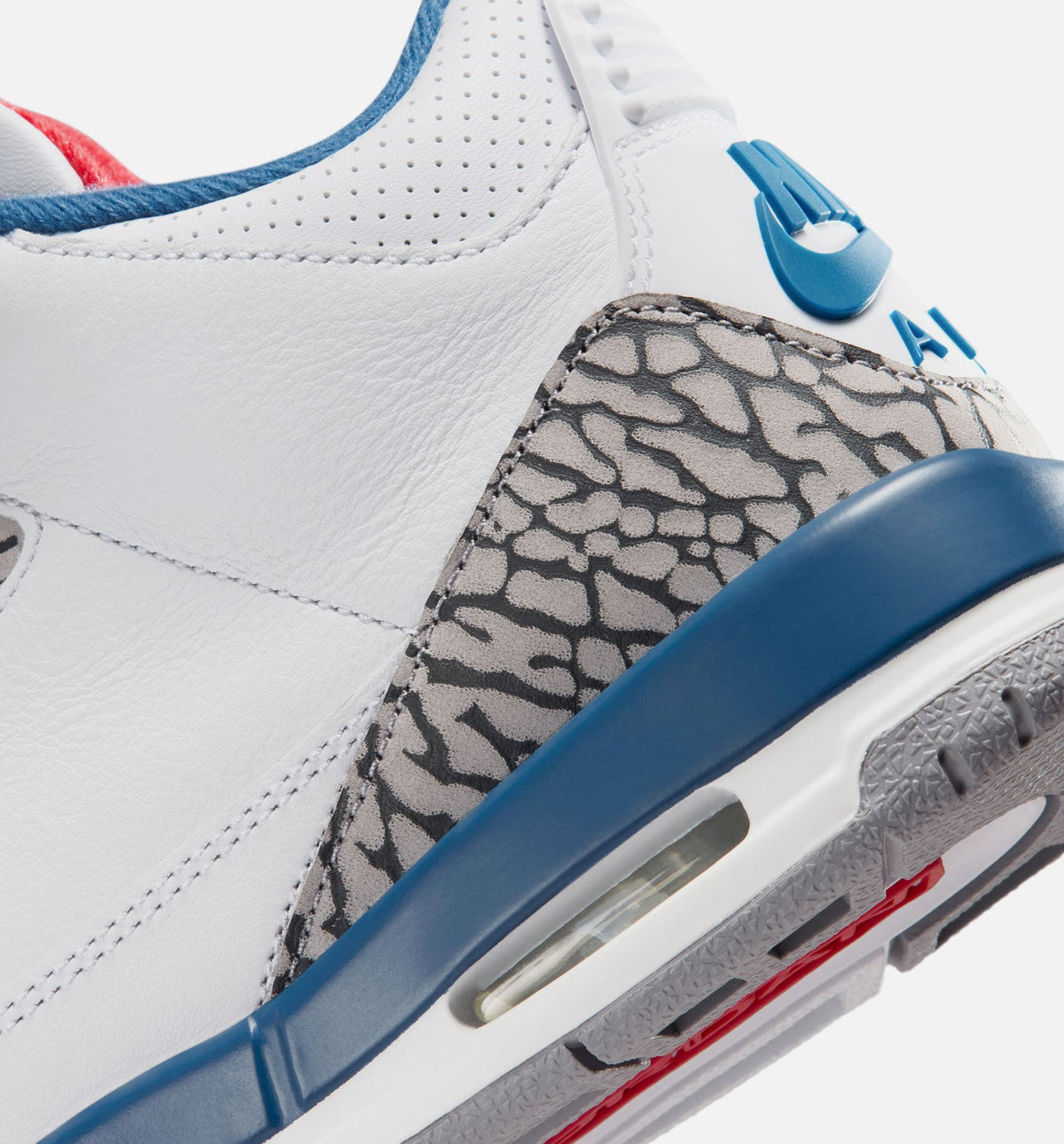 Air Jordan 3 Retro OG True Blue Grade School 生活方式鞋 - White/Fire Red/True Blue