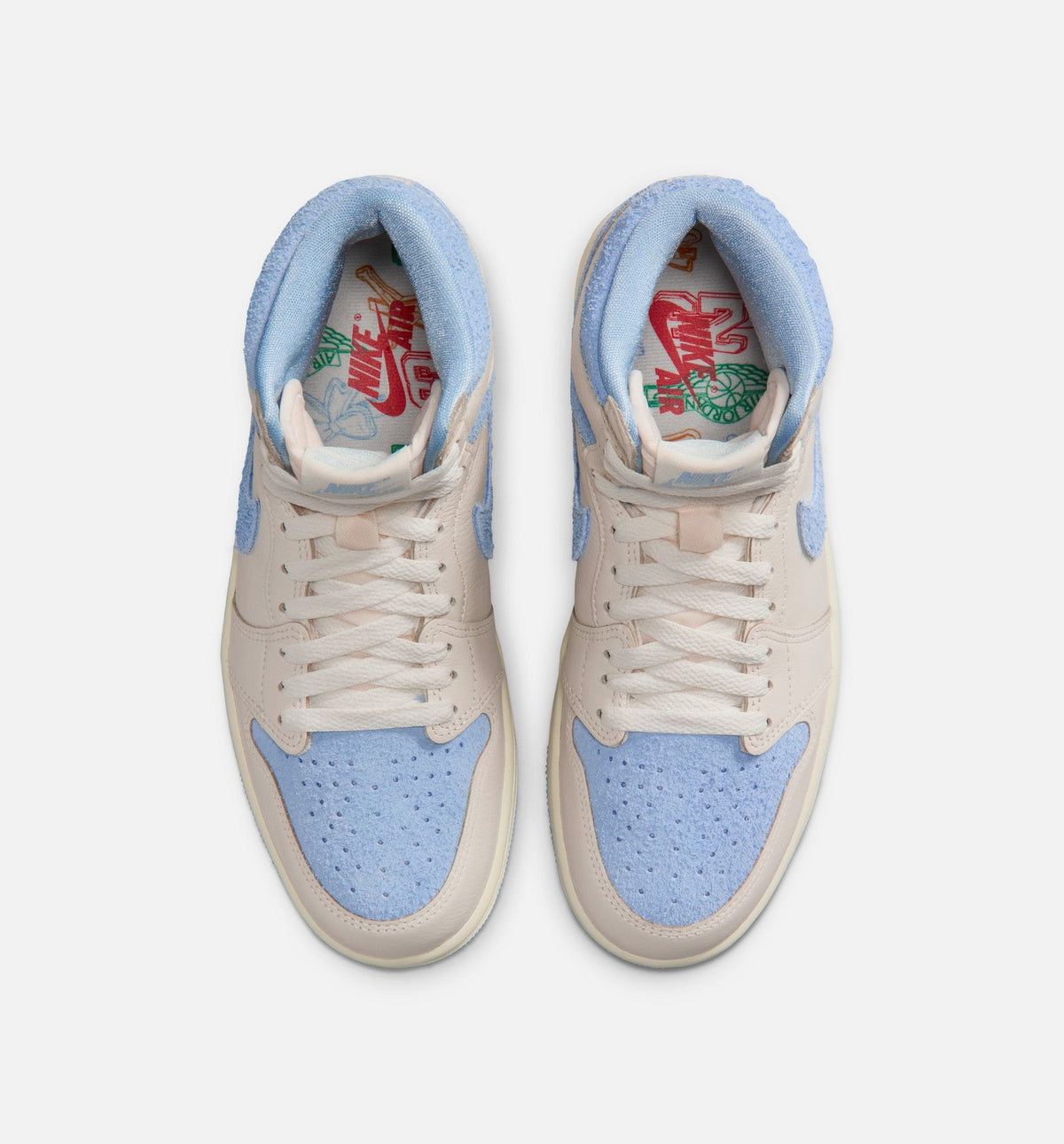 Air Jordan 1 Retro High OG Psychic Blue 女款生活方式鞋 - Pale Ivory/Psychic Blue/Coconut Milk