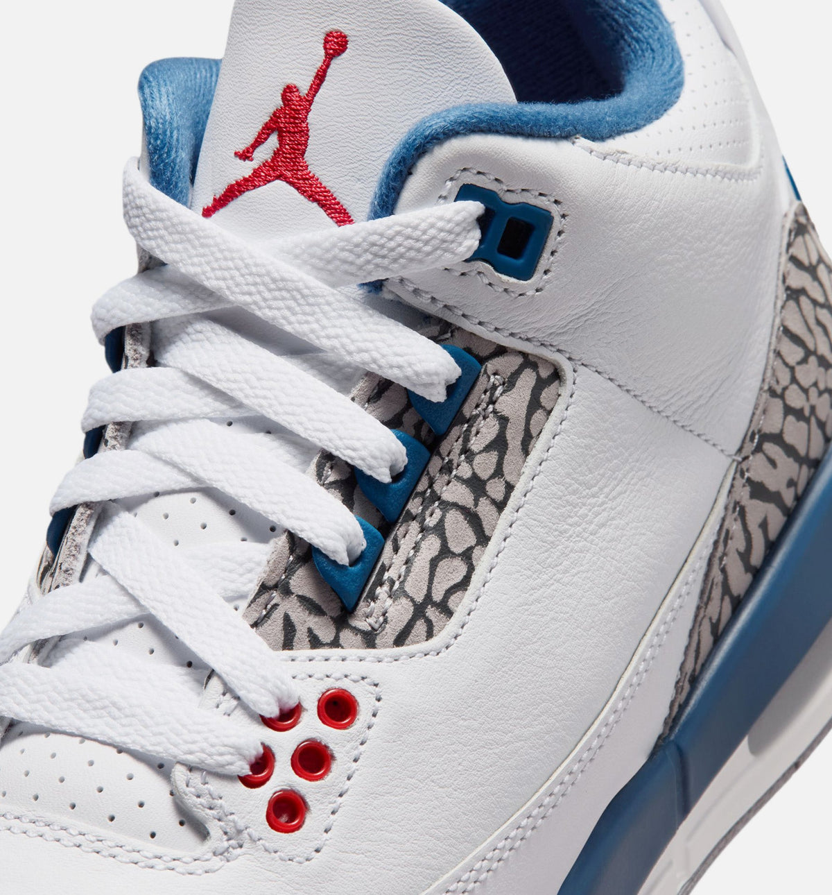 Air Jordan 3 Retro OG True Blue Grade School 生活方式鞋 - White/Fire Red/True Blue