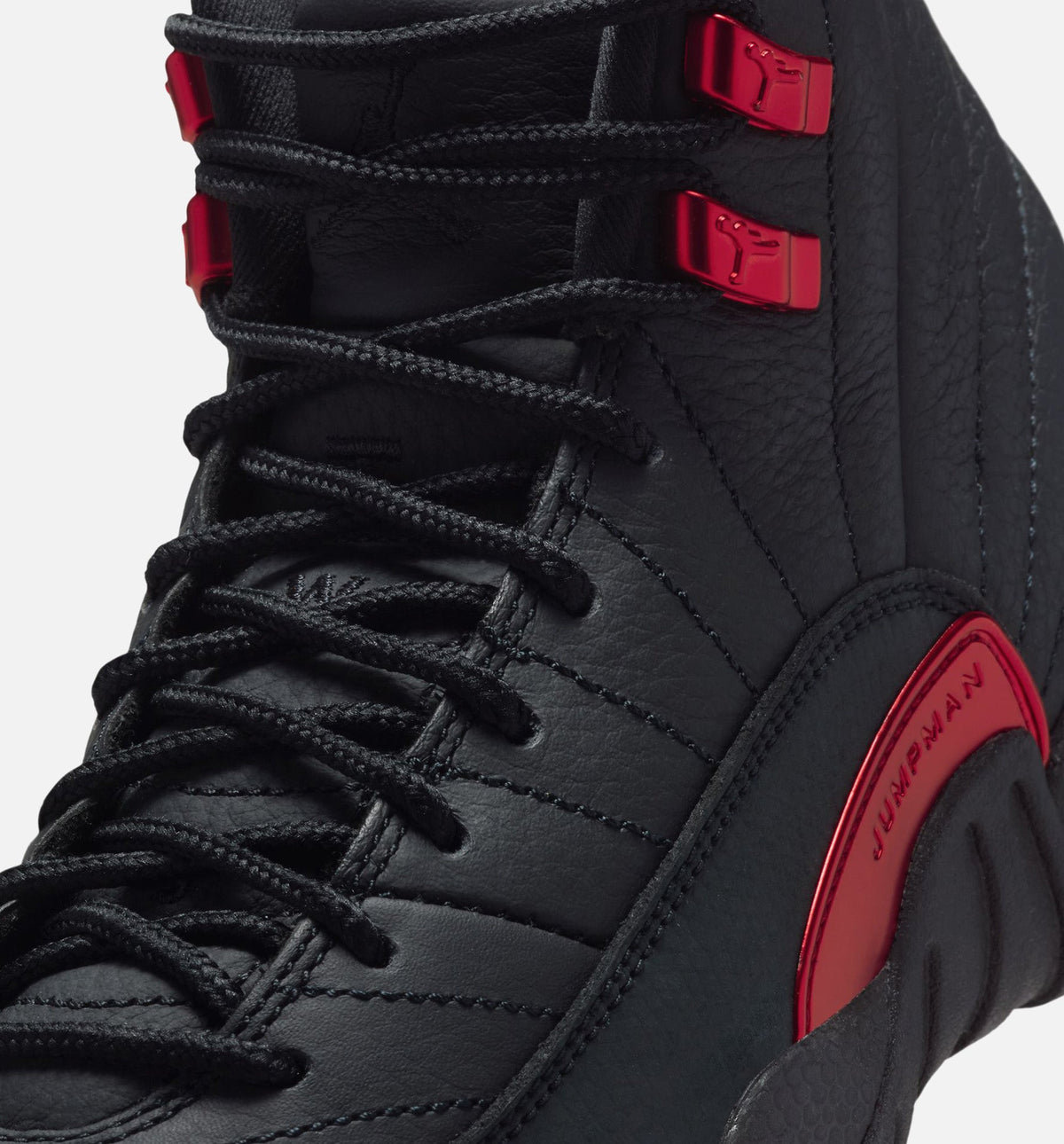 Air Jordan 12 Retro Bloodline Grade School 生活方式鞋 - Black/Varsity Red